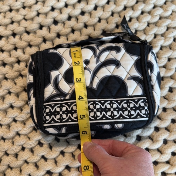 Vera Bradley jewelry/make up hanging organizer - Picture 10 of 13